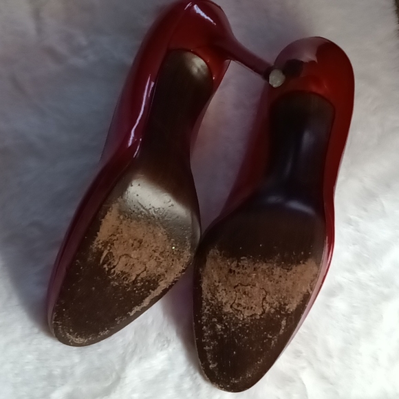 Stuart Weitzman Pumps - Picture 6 of 8